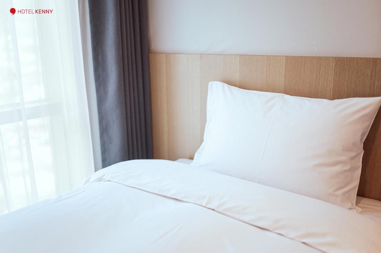 Hotel Kenny Йосу Екстер'єр фото