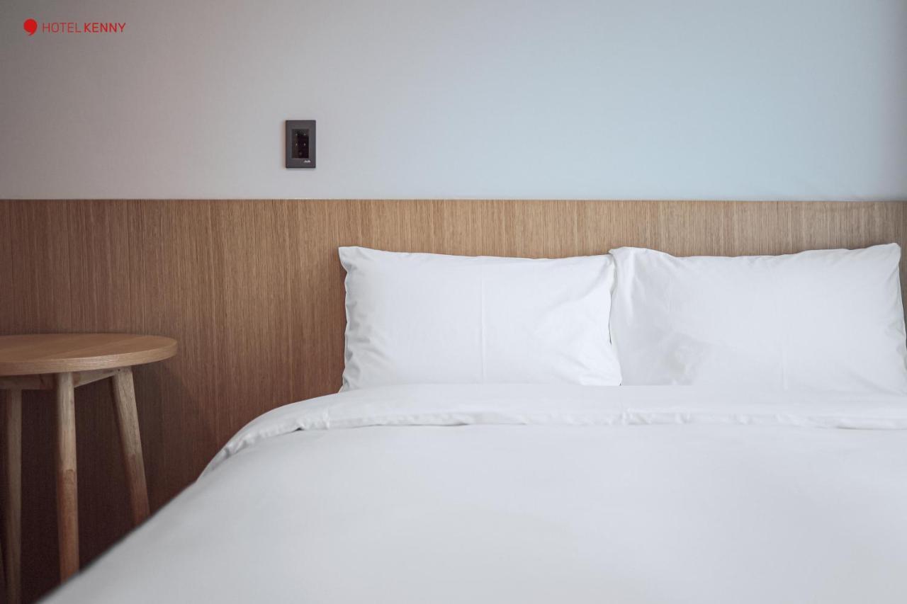 Hotel Kenny Йосу Екстер'єр фото