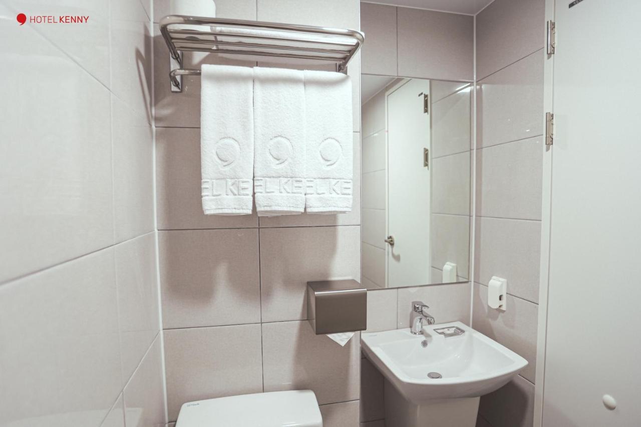 Hotel Kenny Йосу Екстер'єр фото