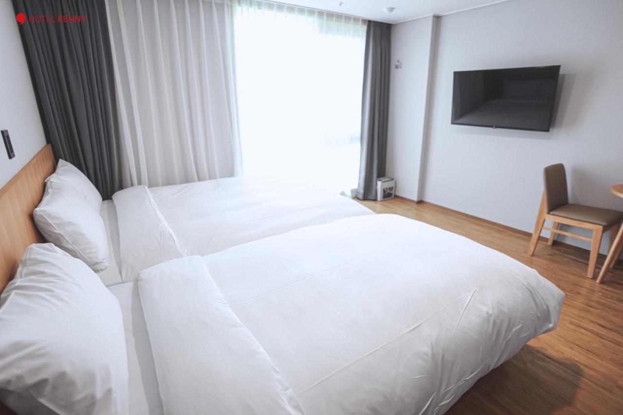 Hotel Kenny Йосу Екстер'єр фото