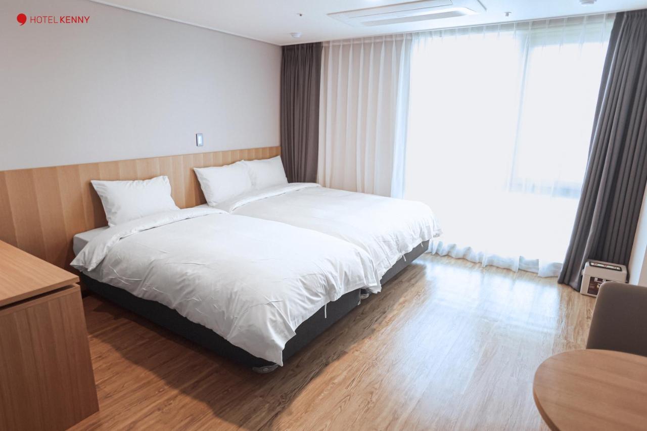 Hotel Kenny Йосу Екстер'єр фото