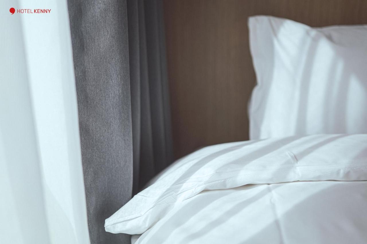 Hotel Kenny Йосу Екстер'єр фото